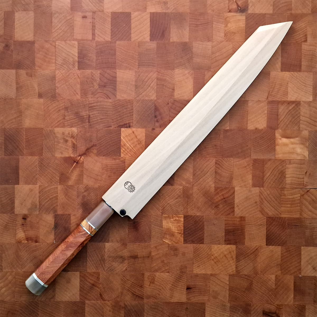 30cm Kiritsuke Yanagiba, Mirror Polished, Shirogami II, inkl Saya - SAKAI KIKUMORI bilde 5