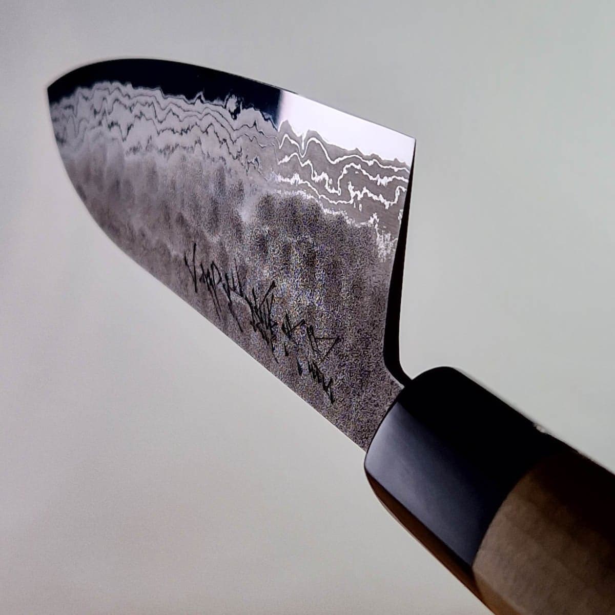 17cm Grønnsakskniv (Santoku), Hamret Aogami - TOJIRO bilde 5