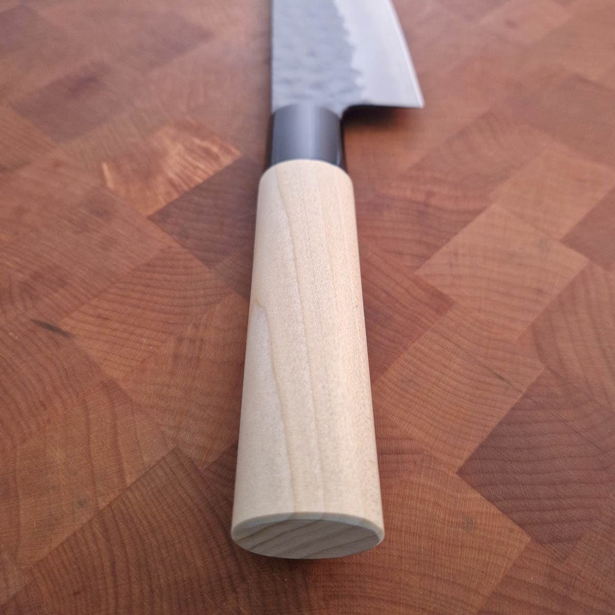 17cm Grønnsakskniv (Santoku) DP3 Layer Hamret - TOJIRO bilde 3