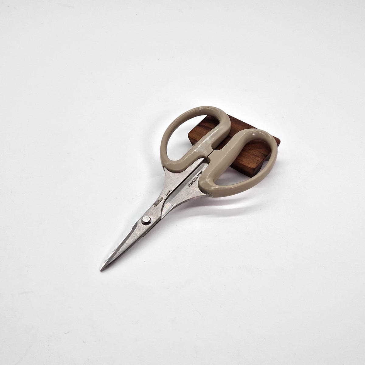 Kjøkkensaks, 16.5cm - Silky bilde 3