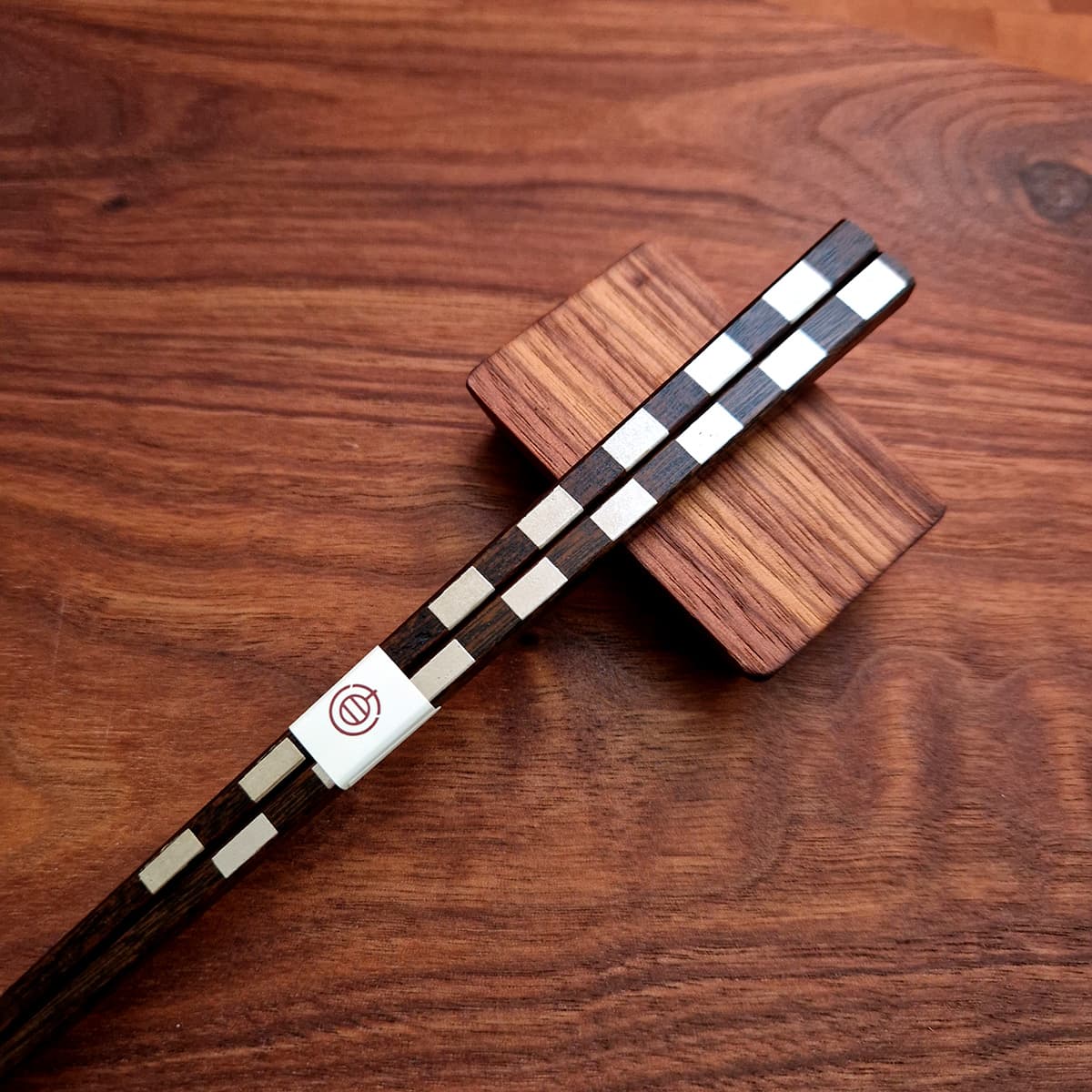 1 par Japanske Spisepinner "Ichimatsu Silver" - KOBE STYLE bilde 2
