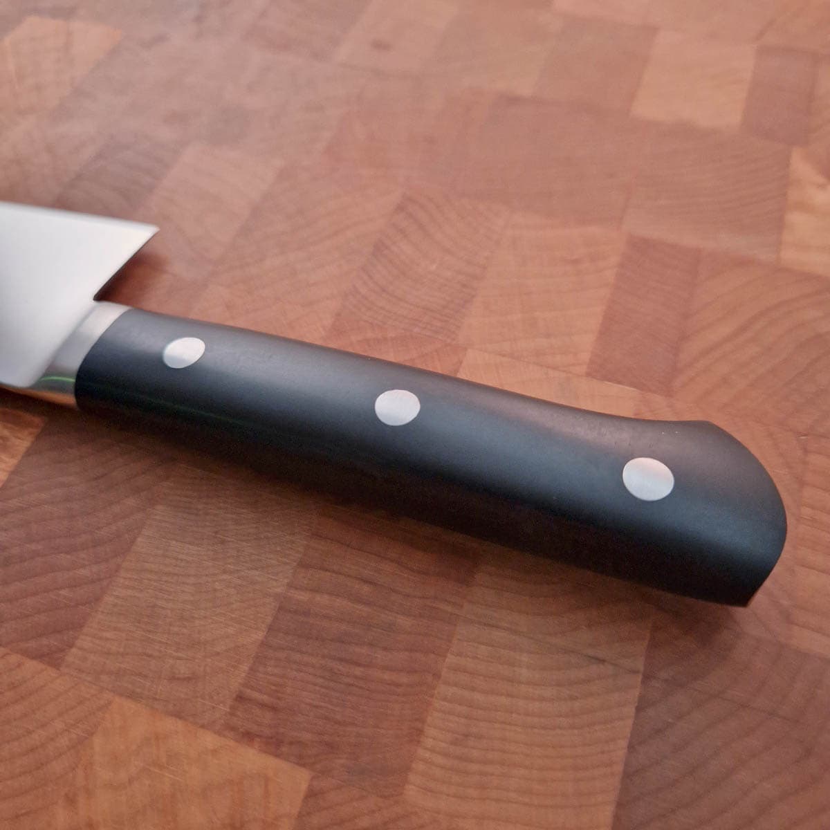 17,5cm Grønnsakskniv (Santoku), MV-H - MASAHIRO bilde 3
