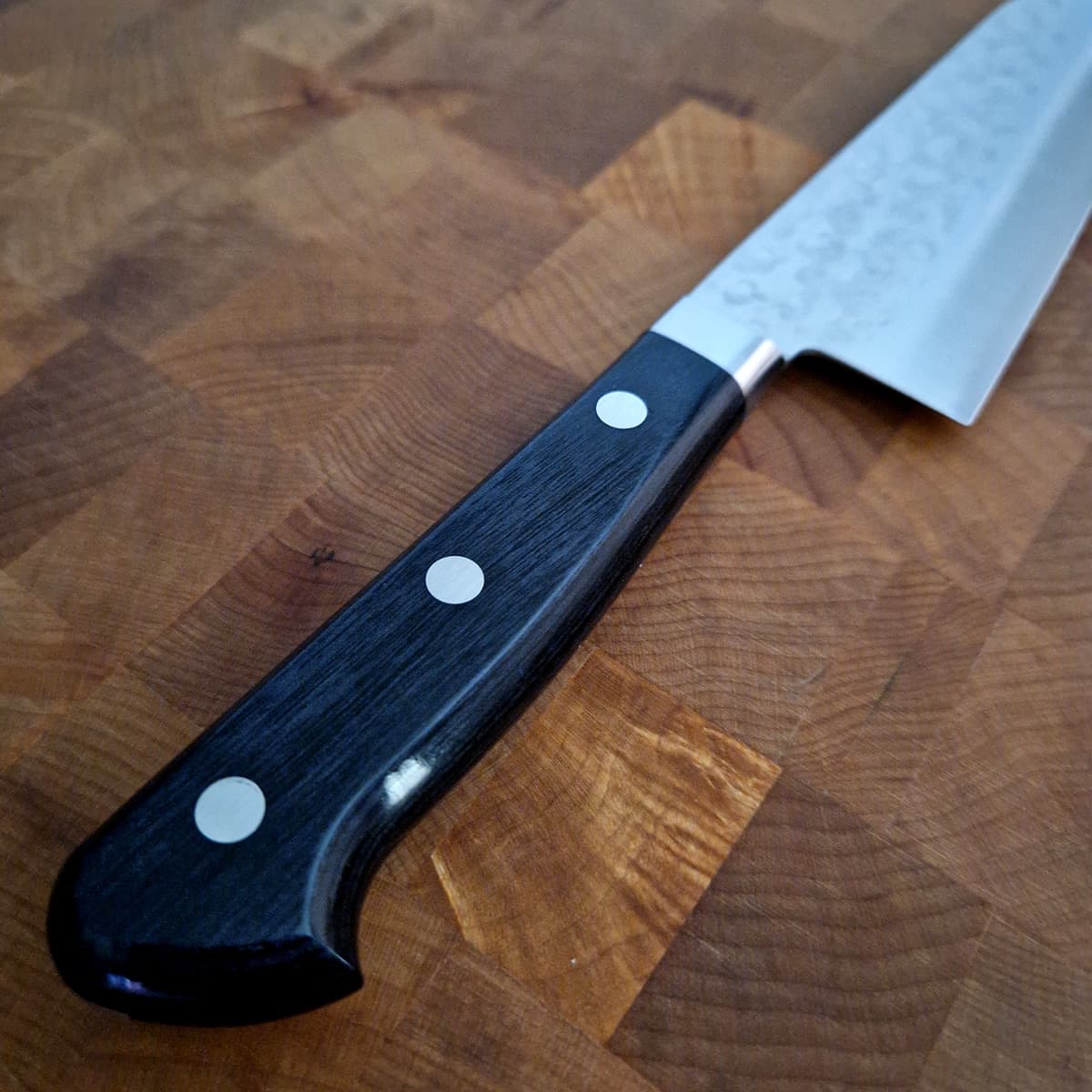 16,5cm Grønnsakskniv (Santoku) V10 Special - TAKAMURA bilde 2