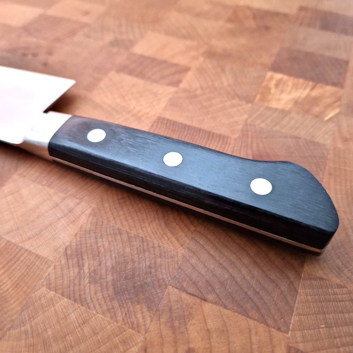 16cm Grønnsakskniv (Santoku) Nashiji/hamret, V5 - SAKAI KIKUMORI bilde 4
