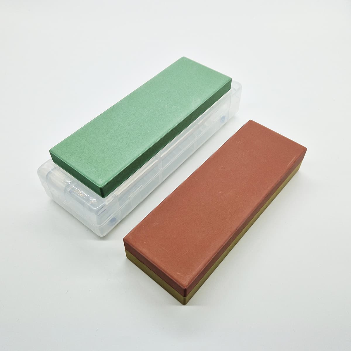 Slipesett SkarpeKniver Bryner (#220 og  #1.000/#3.000) inkl bryneholder by Naniwa bilde 2