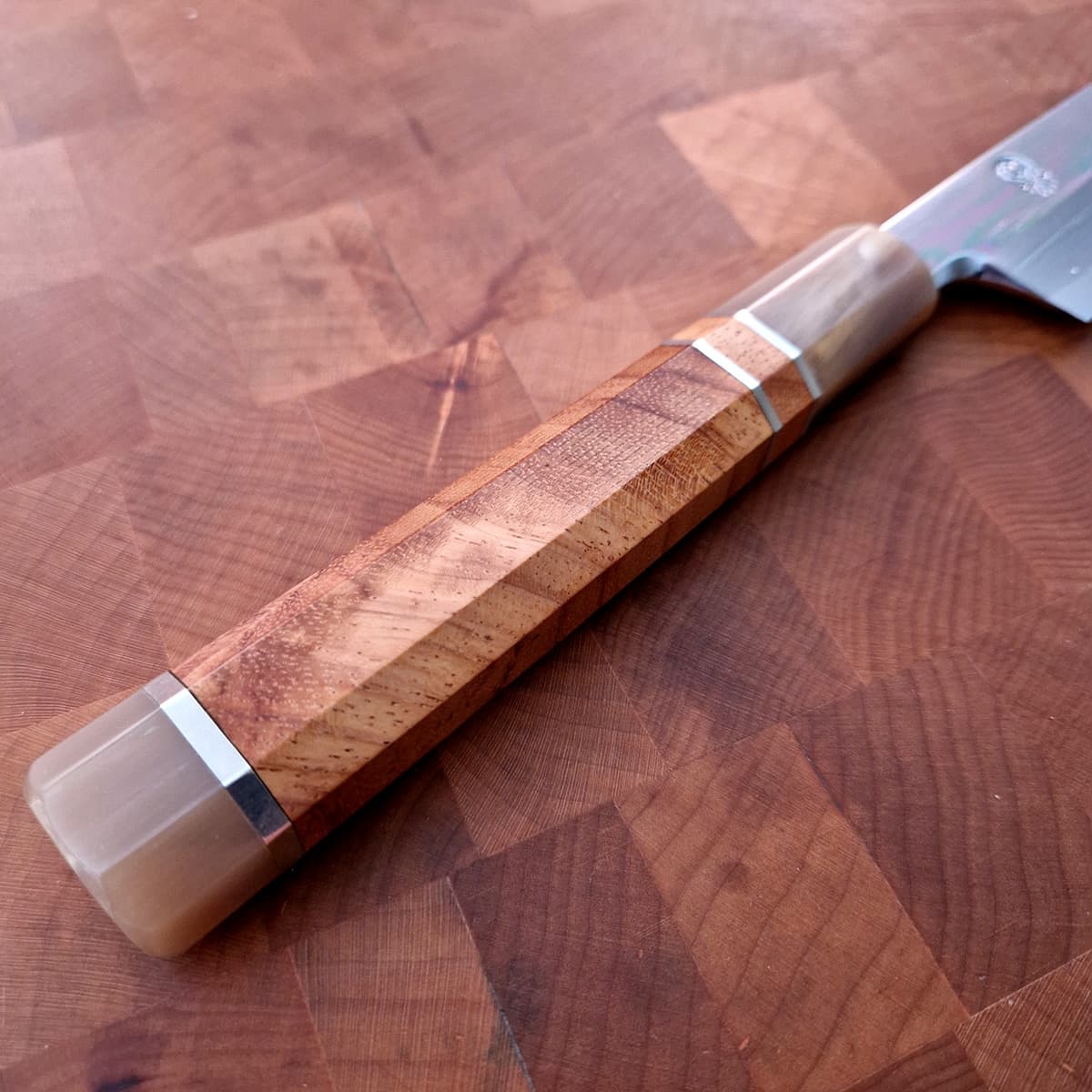 27cm Kiritsuke Yanagiba, Mirror Polished, Shirogami II, inkl Saya - SAKAI KIKUMORI bilde 4
