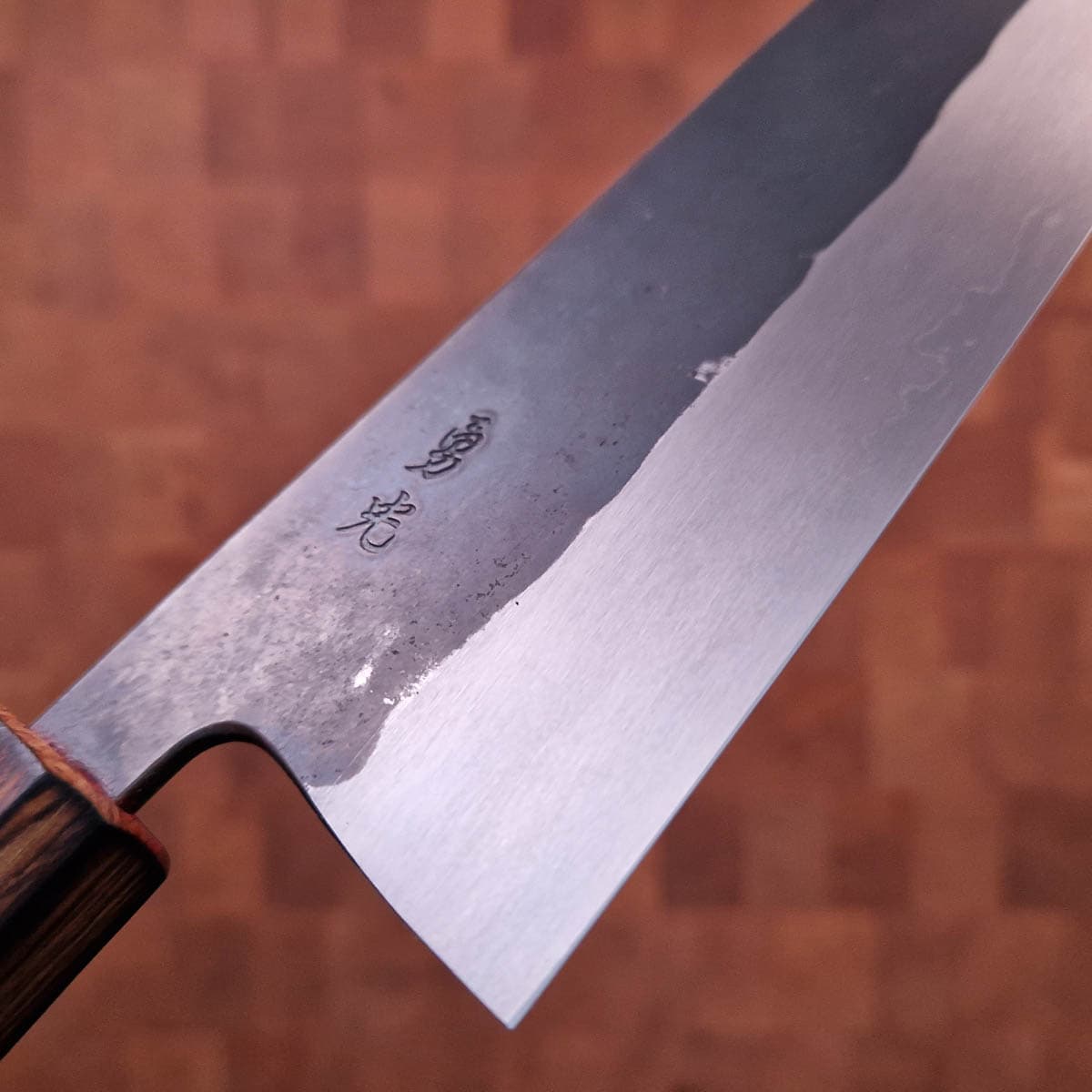 18cm Grønnsakskniv (Santoku), Shirogami I - ISAMITSU bilde 3