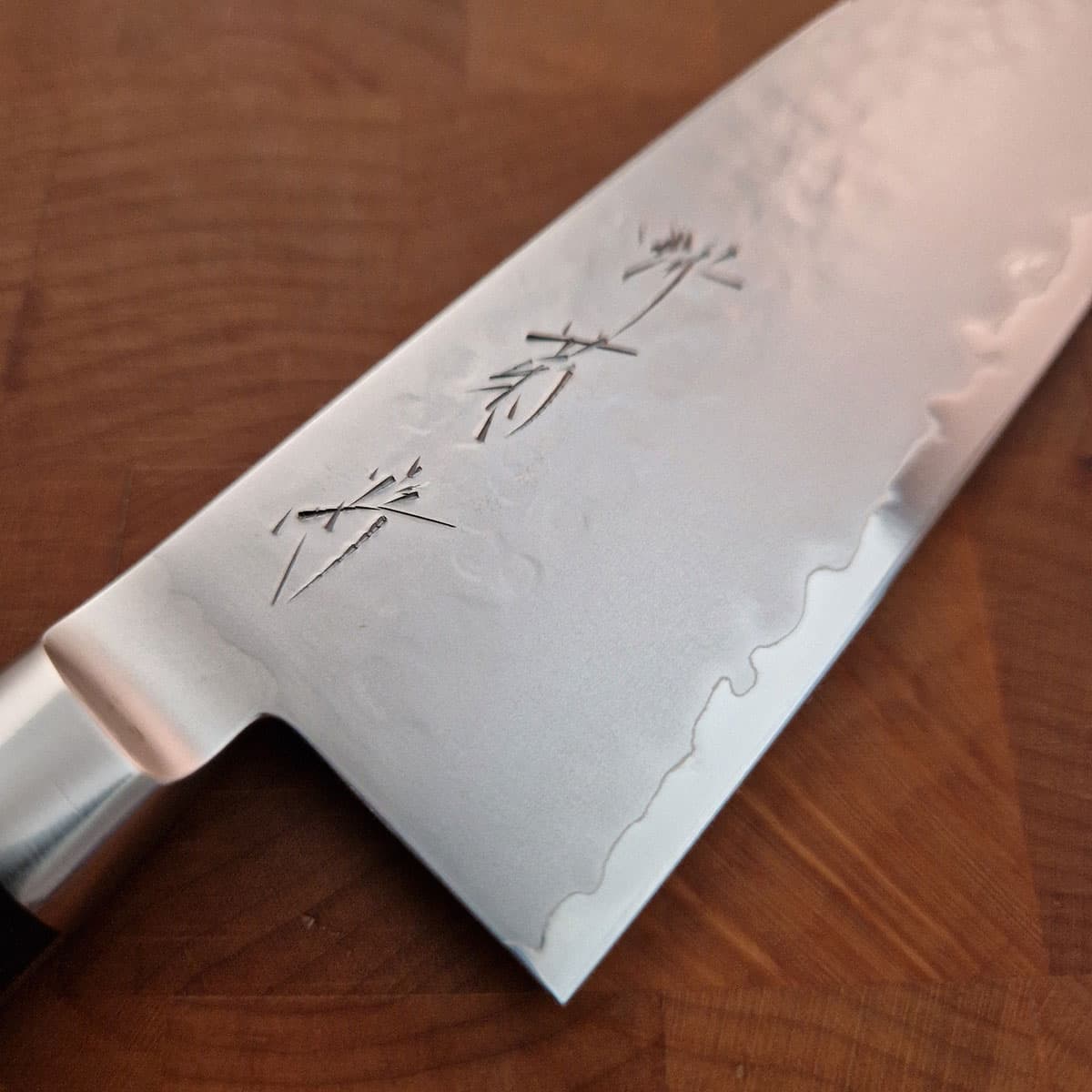 12cm Grønnsakskniv (Ko-Santoku) Nashiji/hamret, V5 - SAKAI KIKUMORI bilde 5