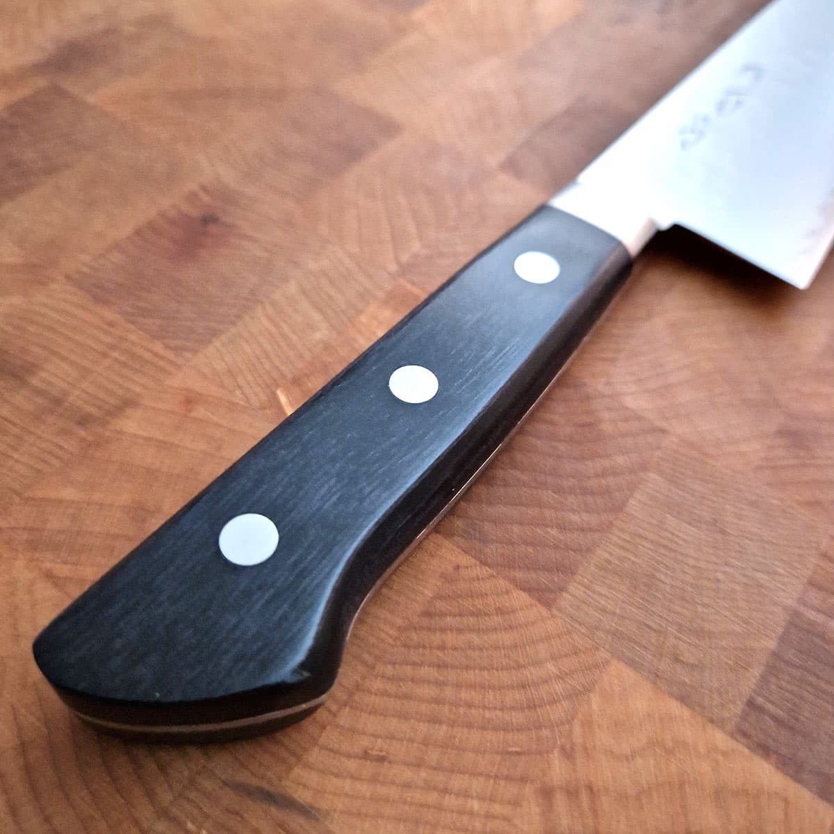 16cm Grønnsakskniv (Santoku) Nashiji/hamret, V5 - SAKAI KIKUMORI bilde 3