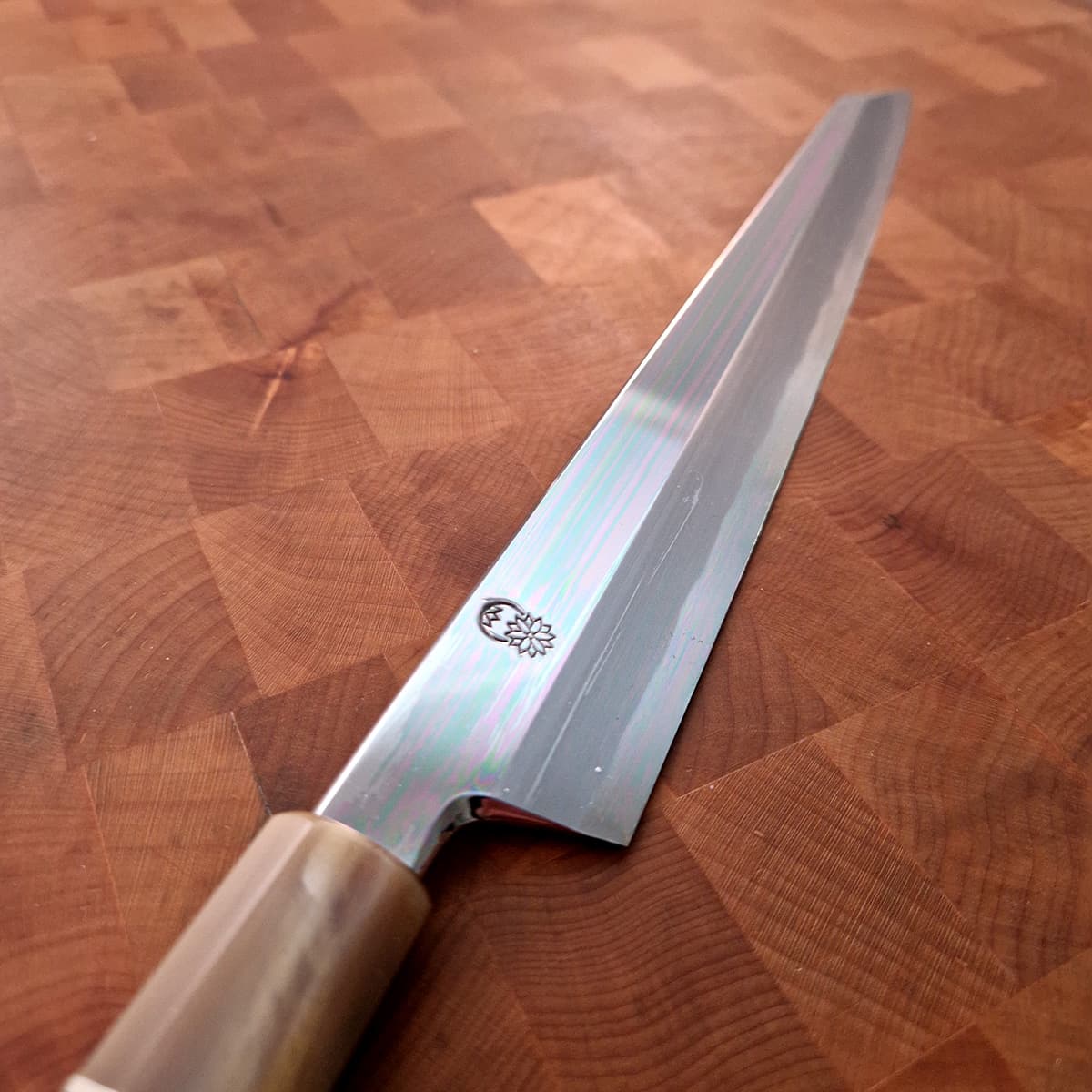 27cm Kiritsuke Yanagiba, Mirror Polished, Shirogami II, inkl Saya - SAKAI KIKUMORI bilde 6