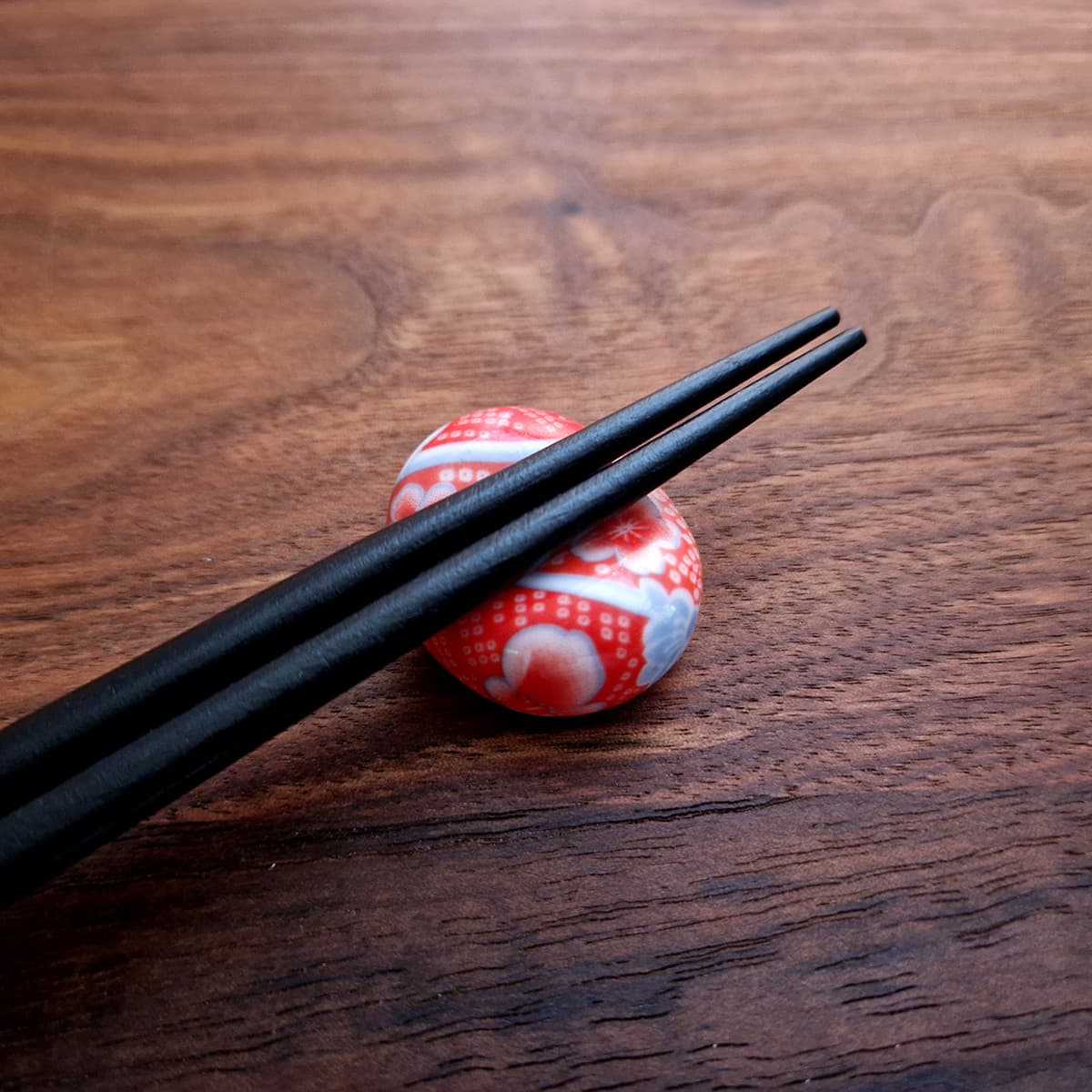 1 stk Spisepinner holder  "Sakura Red" - Tokyo design studio bilde 2