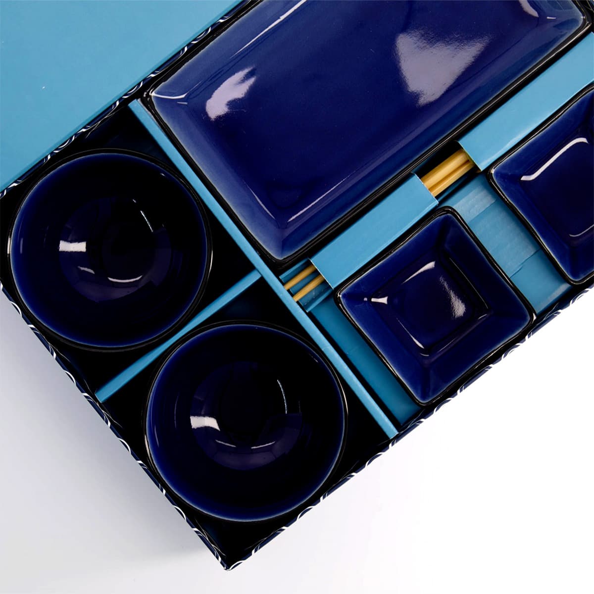 Glossy mørkeblå sushisett 8 deler i gaveeske - Tokyo design studio bilde 3