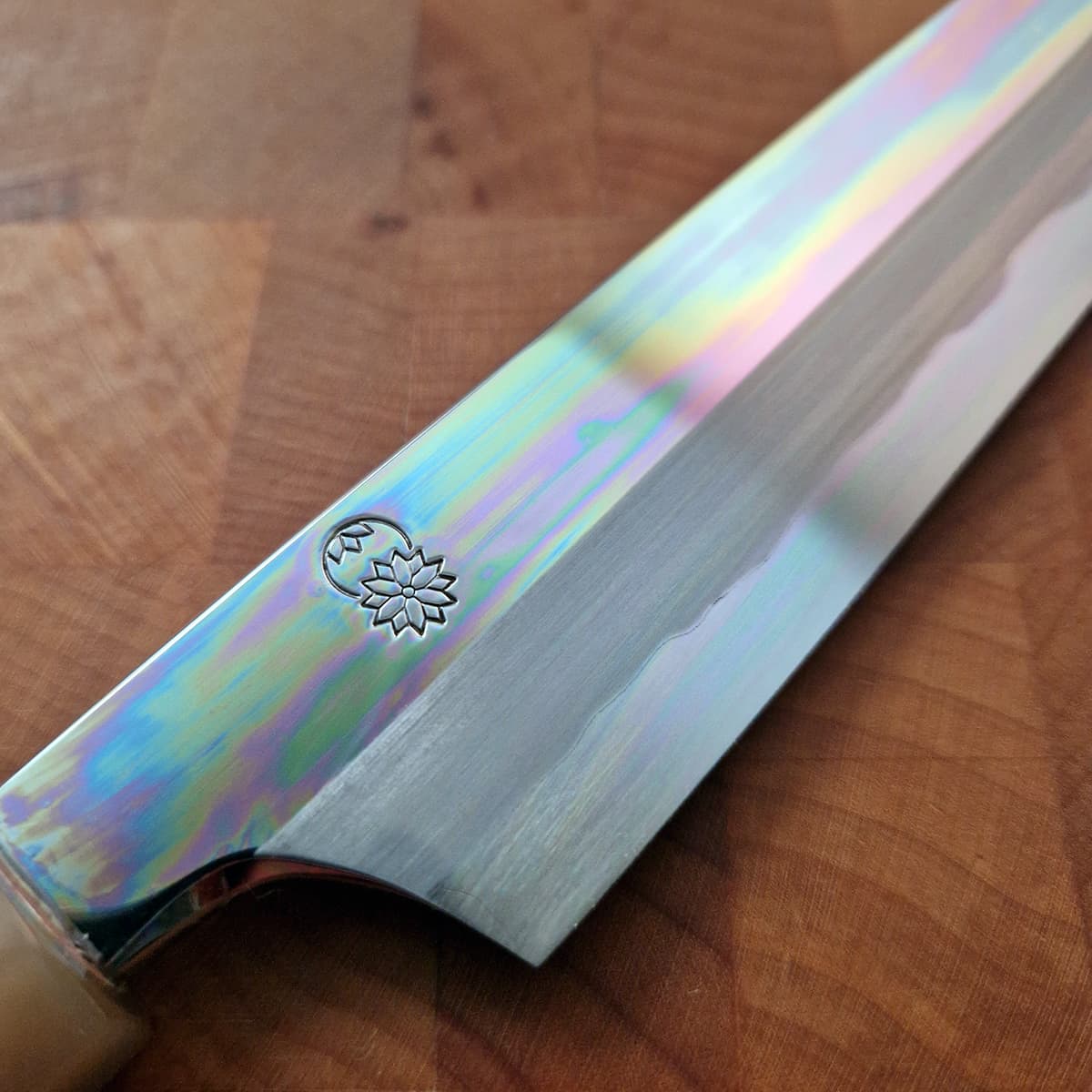 27cm Yanagiba, Mirror Polished, Shirogami II, inkl Saya - SAKAI KIKUMORI bilde 2