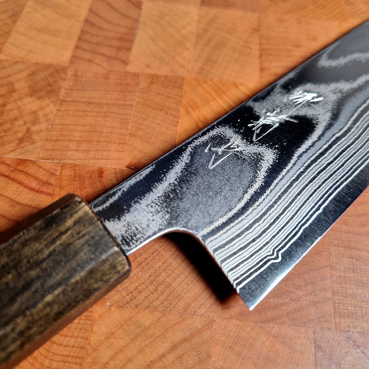 16,5cm Grønsakskniv (Santoku), AUS Damask - SAKAI KIKUMORI bilde 3