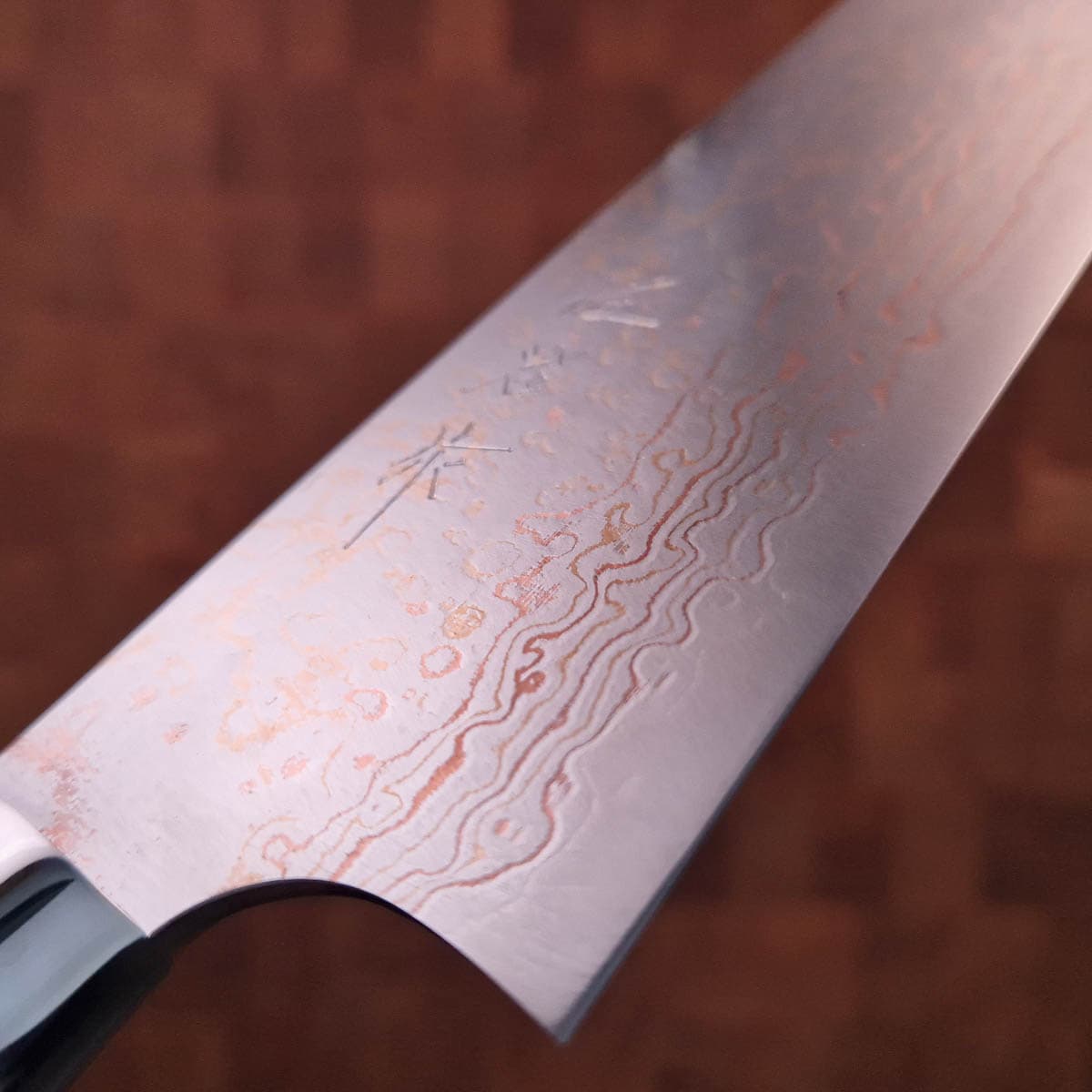 18cm Grønnsakskniv (Santoku) "Rainbow" VG10 - SAJI bilde 2