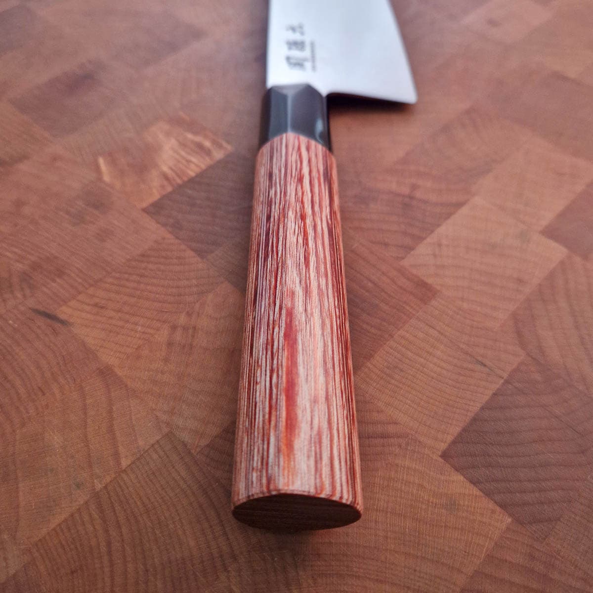 20cm Kokkekniv - KAI SEKI REDWOOD bilde 4