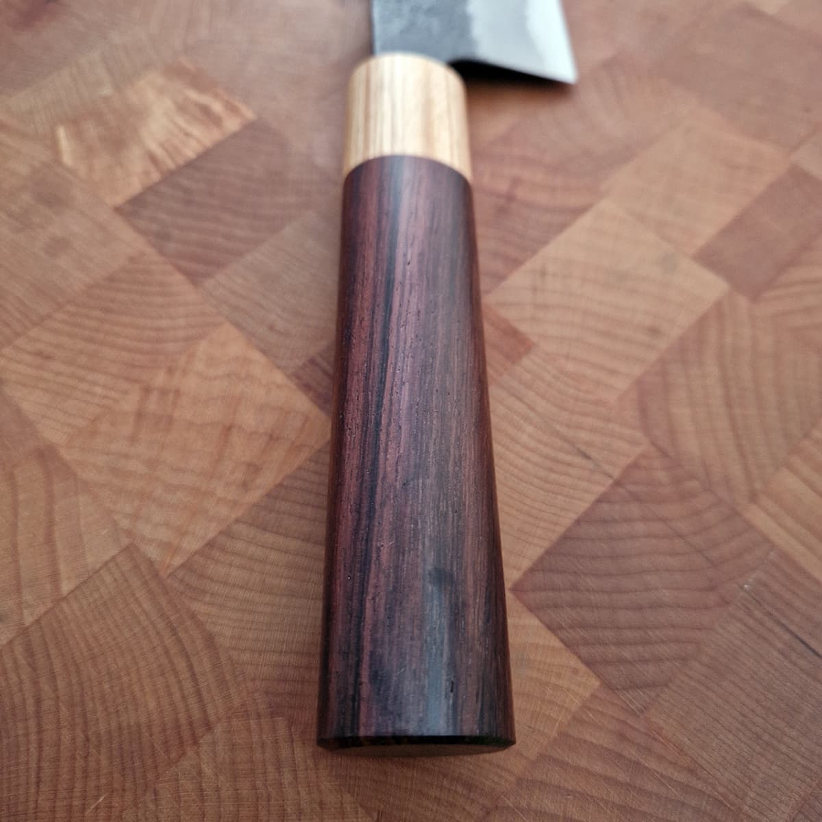 16.5cm Grønsakskniv (Santoku), Kurouchi, Super Aogami - HARAUYUKI bilde 3