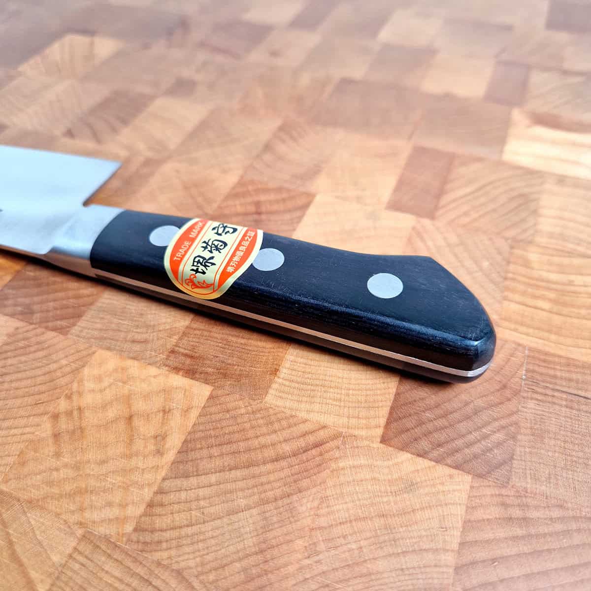 17cm Grønnsakskniv (Santoku) Nihonko, SK4 - SAKAI KIKUMORI bilde 4