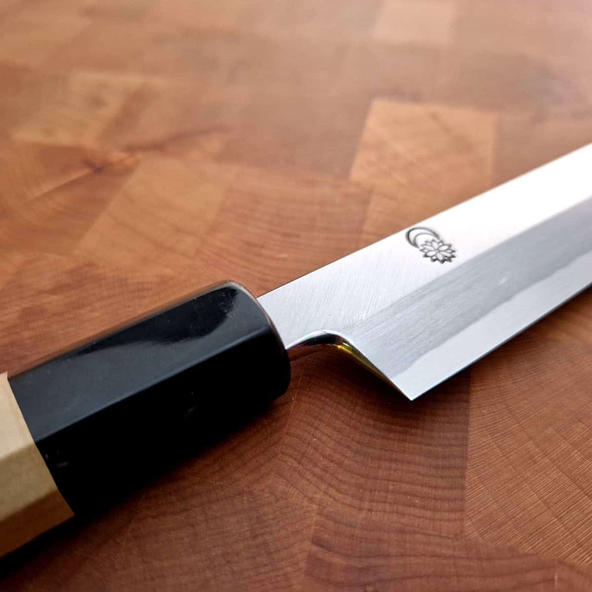 27cm Sekimaru Takohiki, Shirogami II, inkl Saya - SAKAI KIKUMORI bilde 2