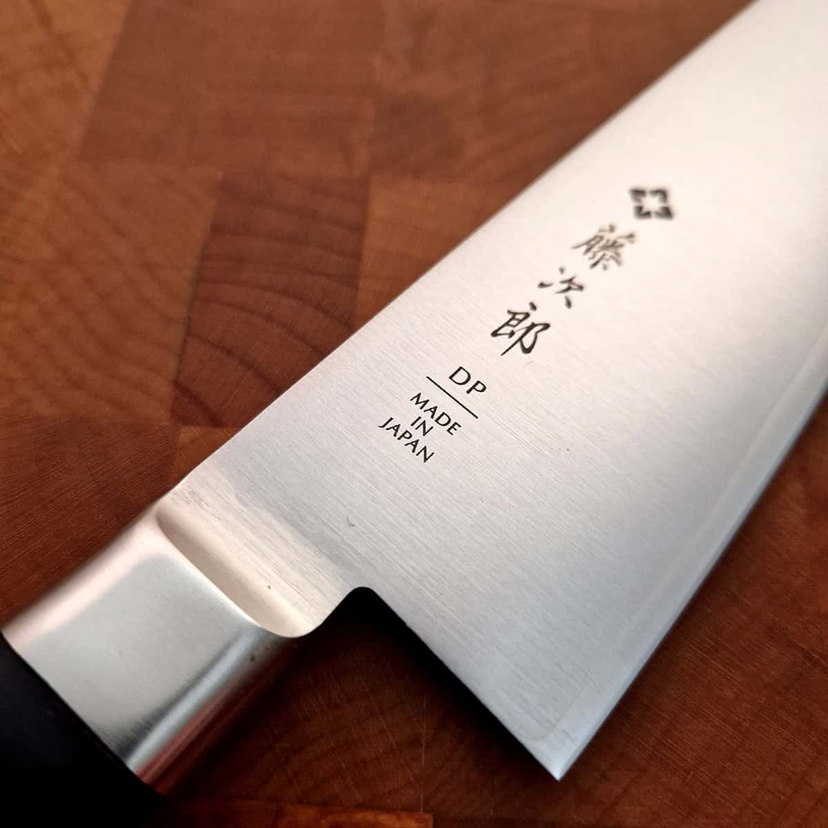 17cm Grønnsakskniv (Santoku) DP3 Layer - TOJIRO bilde 2