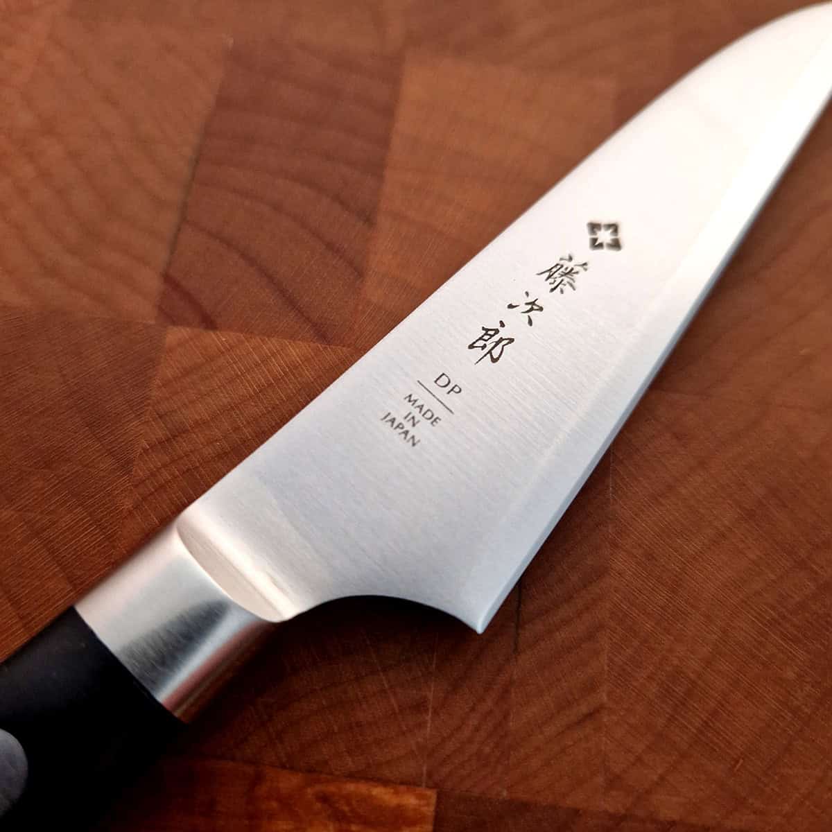 9cm Universalkniv DP3 Layer - TOJIRO bilde 3