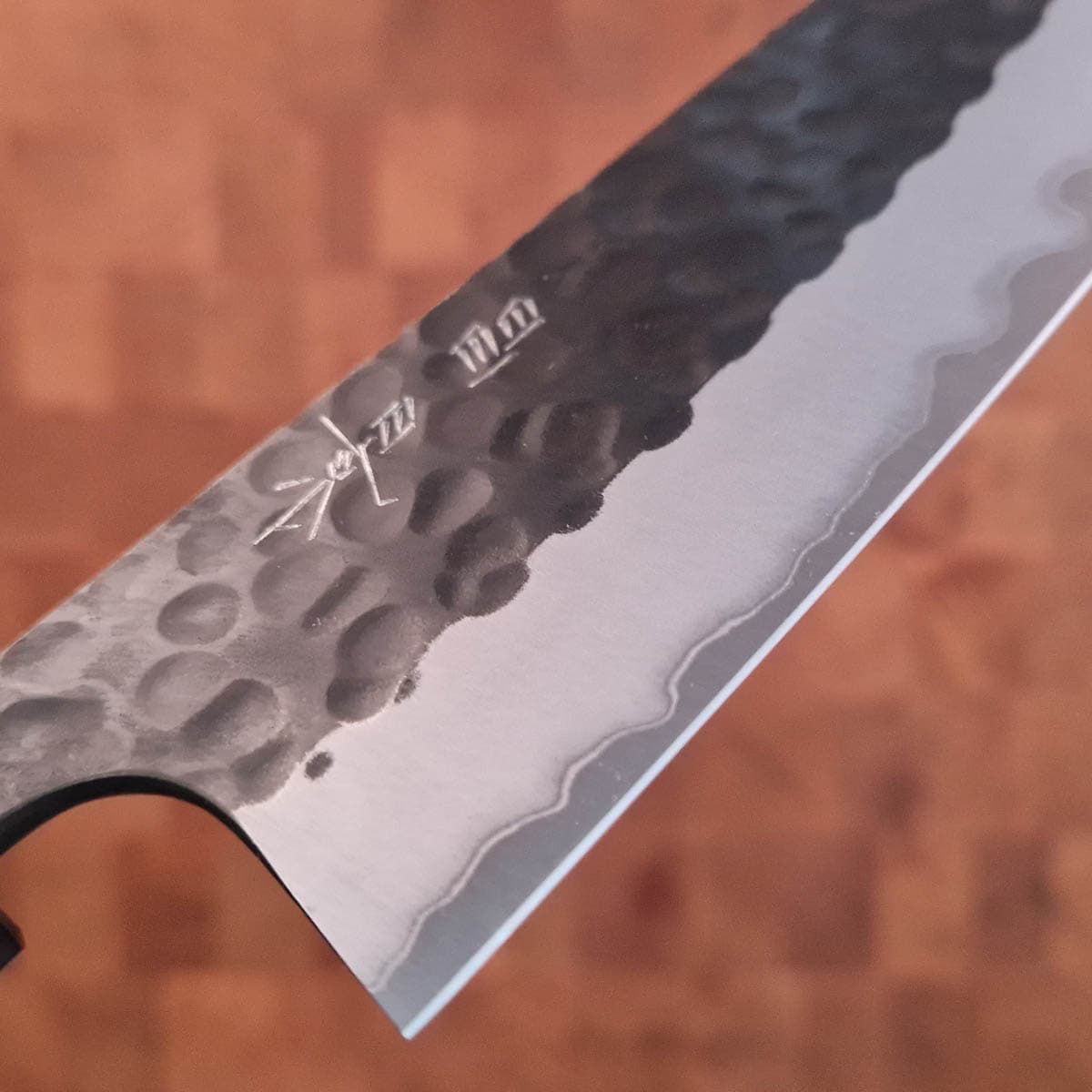 16,5cm Grønnsakskniv (Santoku) Kurochi, Super Aogami - YOSHIMI KATO (Masakage) bilde 2