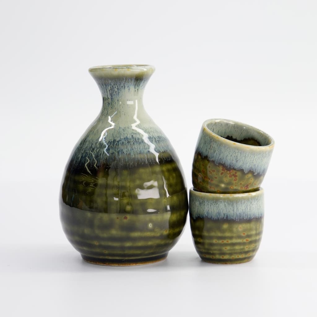 Sake sett, 2 kopper + karaffel - Tokyo design studio bilde 3