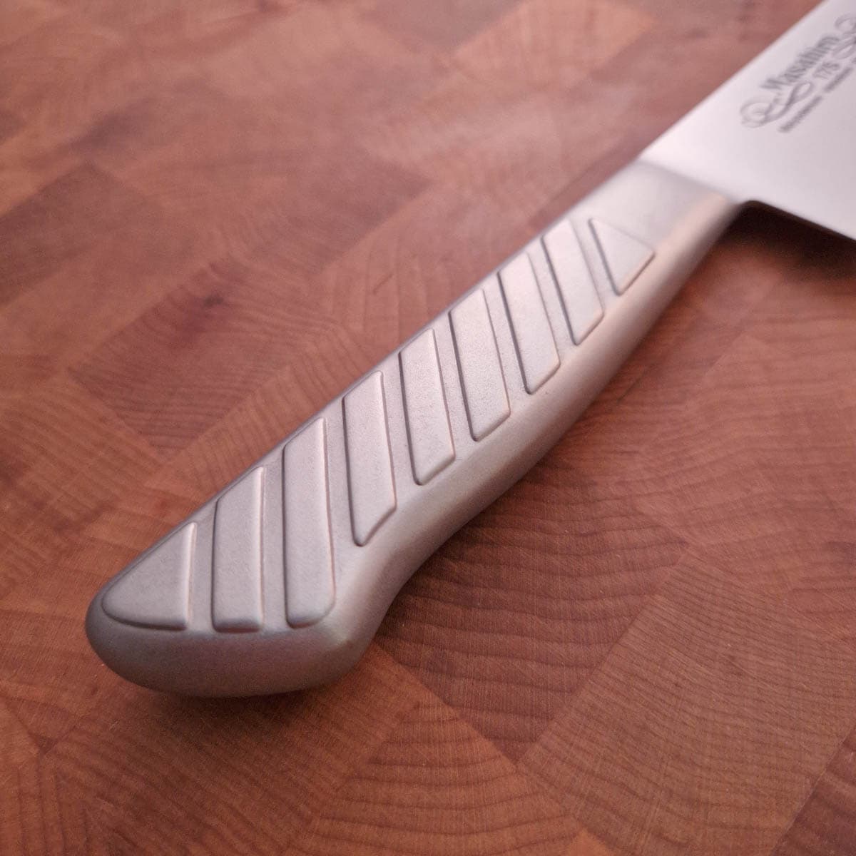 17,5cm Grønnsakskniv (Santoku), MV-S - MASAHIRO bilde 4