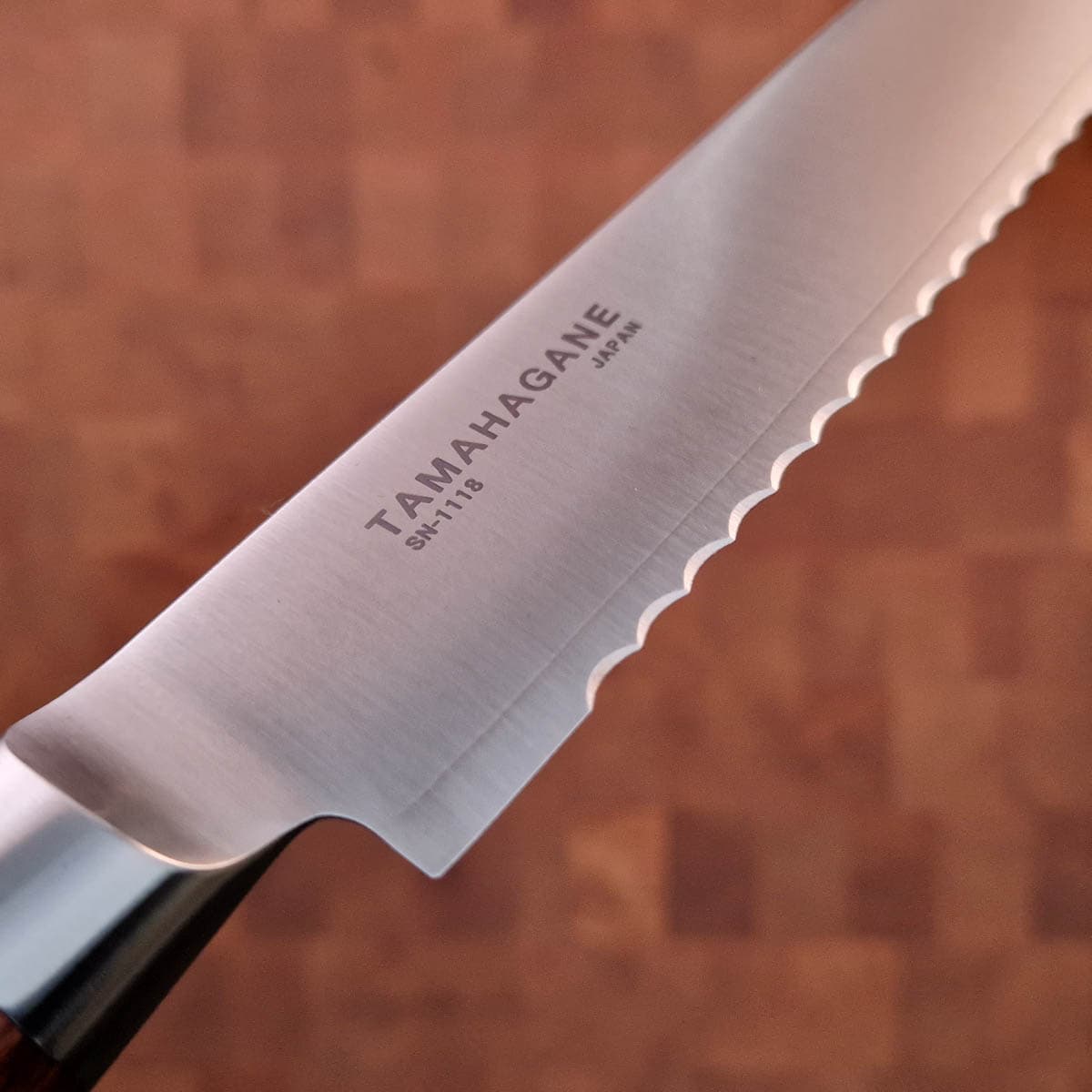 23cm Brødkniv - TAMAHAGANE SAN bilde 2