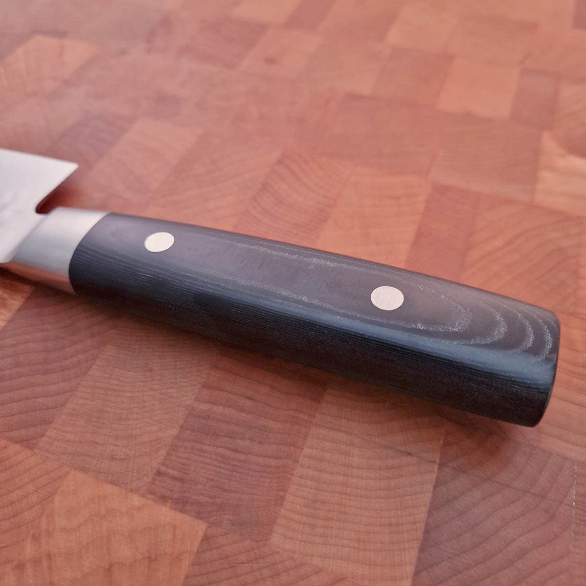 Gavesett (16.5cm Santoku + 27cm Brynestav) - YAXELL ZEN bilde 4