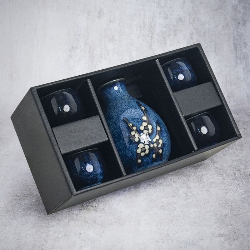 Sake sett "Hana Blue", 4 kopper + Karaffel bilde 3