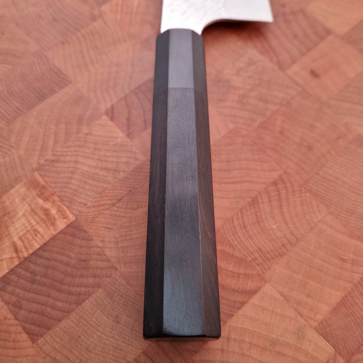 16,5cm Grønnsakskniv (santoku), STRIX hamret damask - Nigara Hamono bilde 3