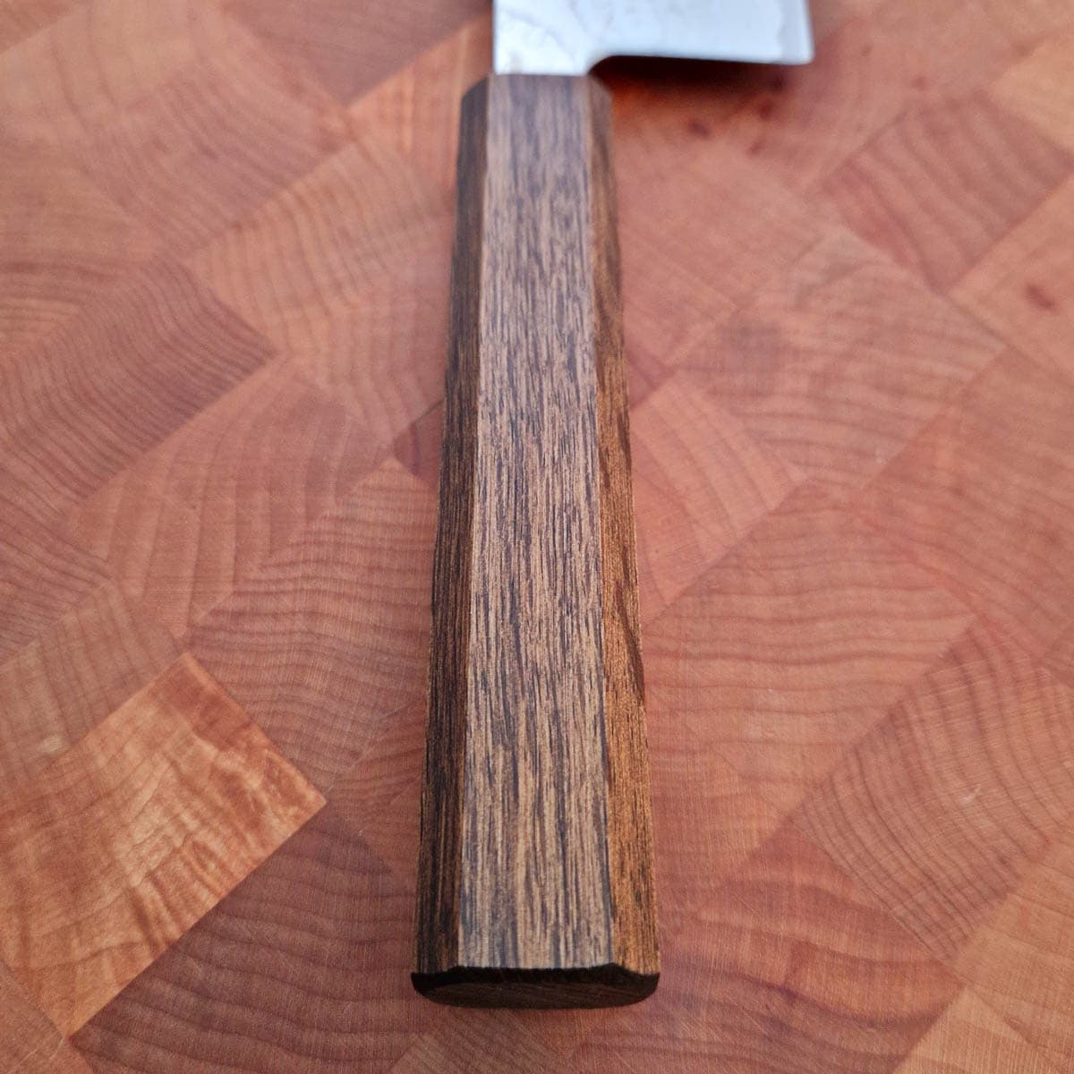 16,5cm Grønnsakskniv (Nakiri), Damask, Eik, VG10 - HARUYUKI bilde 3