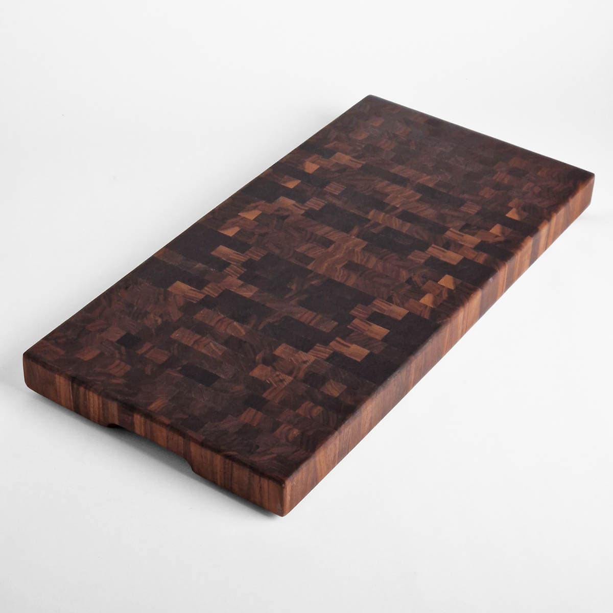 Skjærebrett (70 x 35 x 5cm) -  endeved, stående stav, valnøtt bilde 3