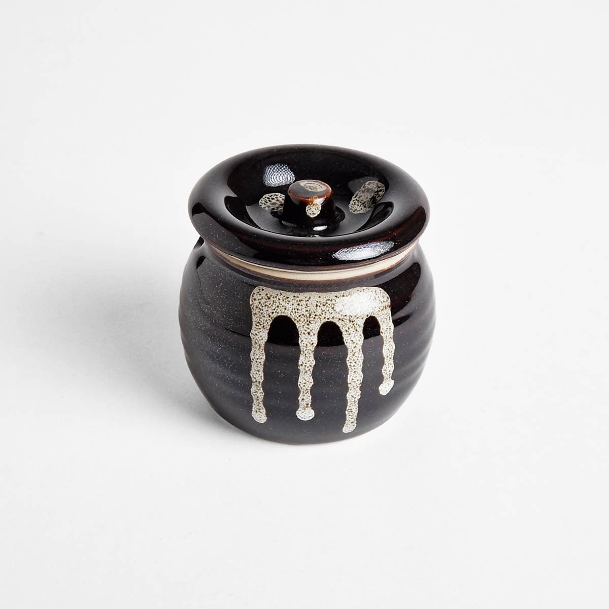 Japansk oppbevaringskrukke, "yakumiire", sort