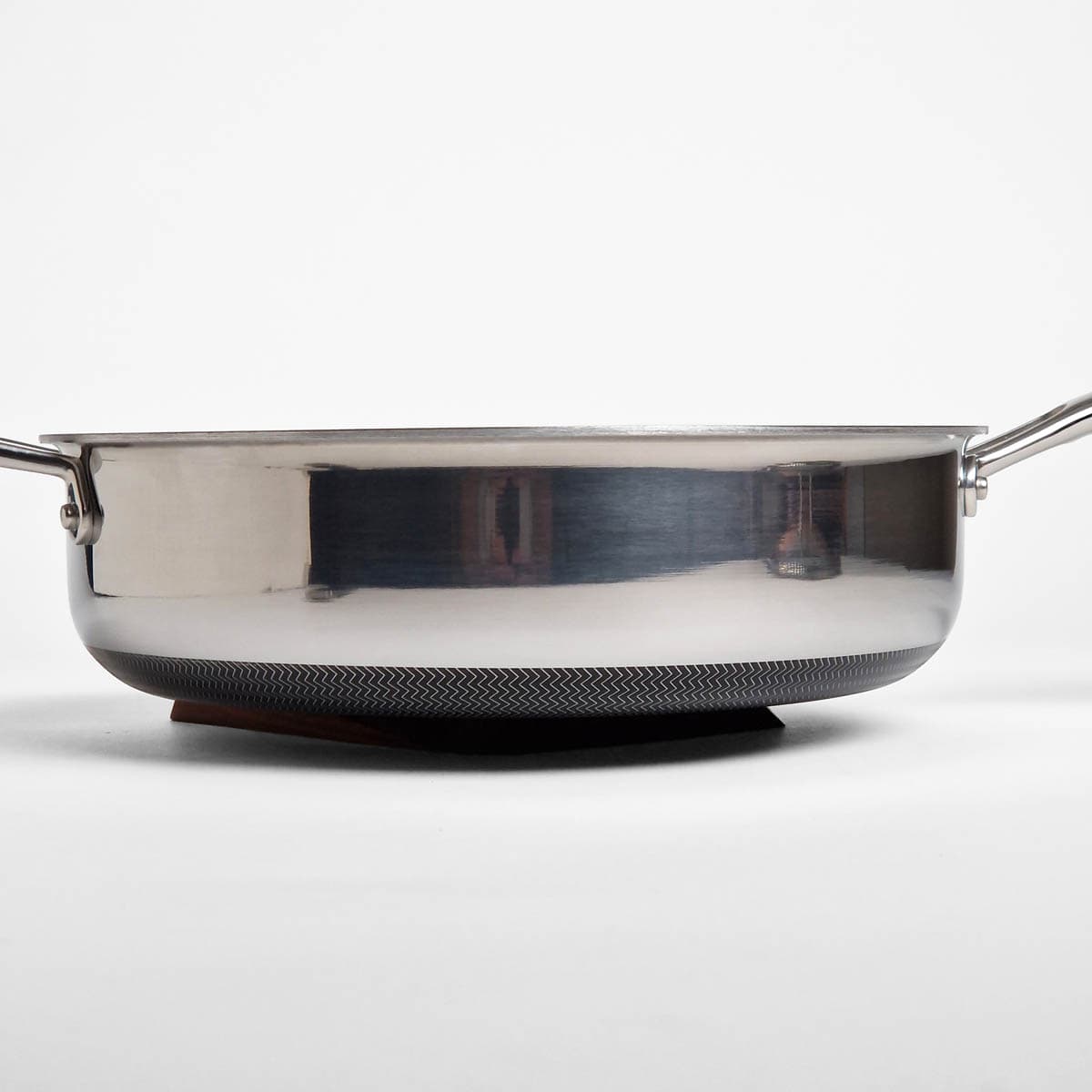 Sautépanne med lokk, 3 ltr ltr, hybrid - HEXCLAD bilde 4