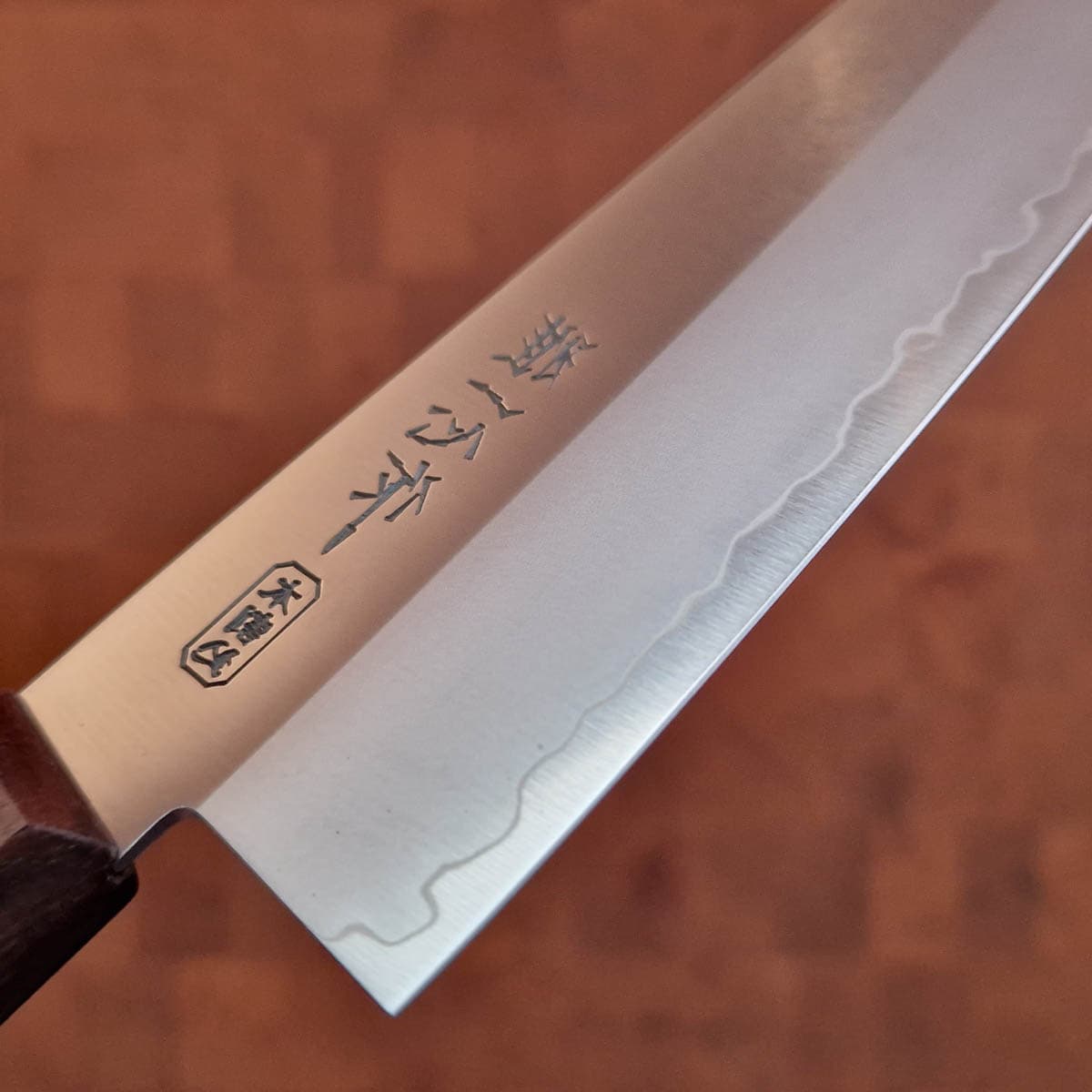 17cm Grønnsakskniv (Santoku), 8A - KANETSUGU bilde 2