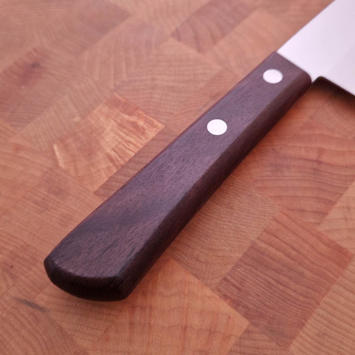 17cm Grønnsakskniv (Santoku), 8A - KANETSUGU bilde 4