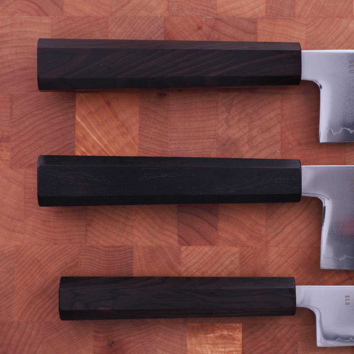 Knivsett, Santoku, Nakiri &amp; Petty, Akarui - Hatsukokoro bilde 4