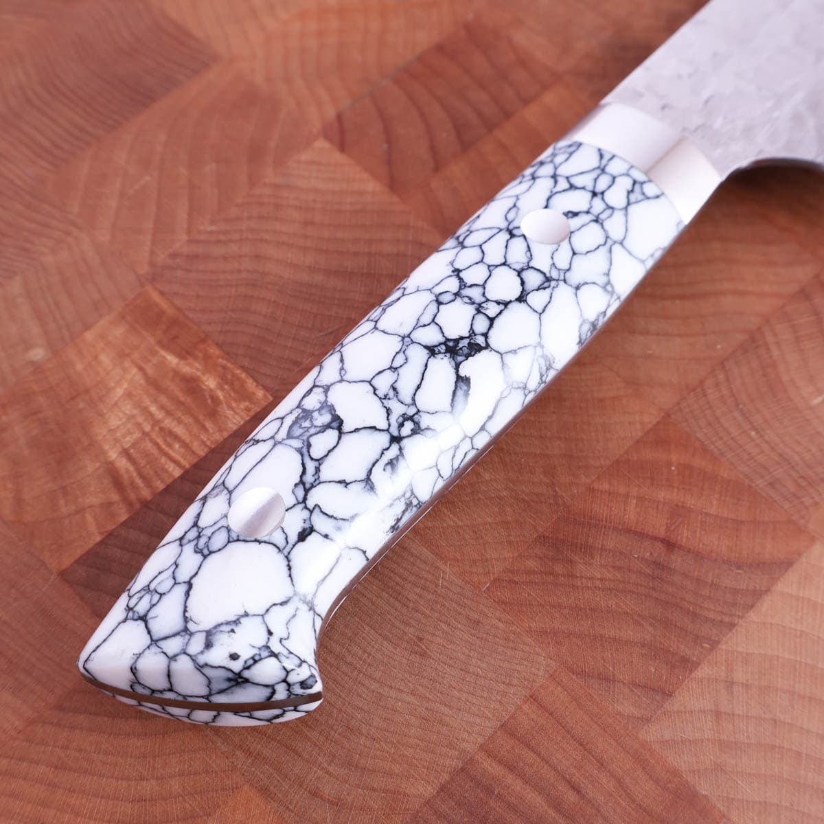 18cm Grønnsakskniv (santoku) "white turquise" damask, VG10 - SAJI bilde 4