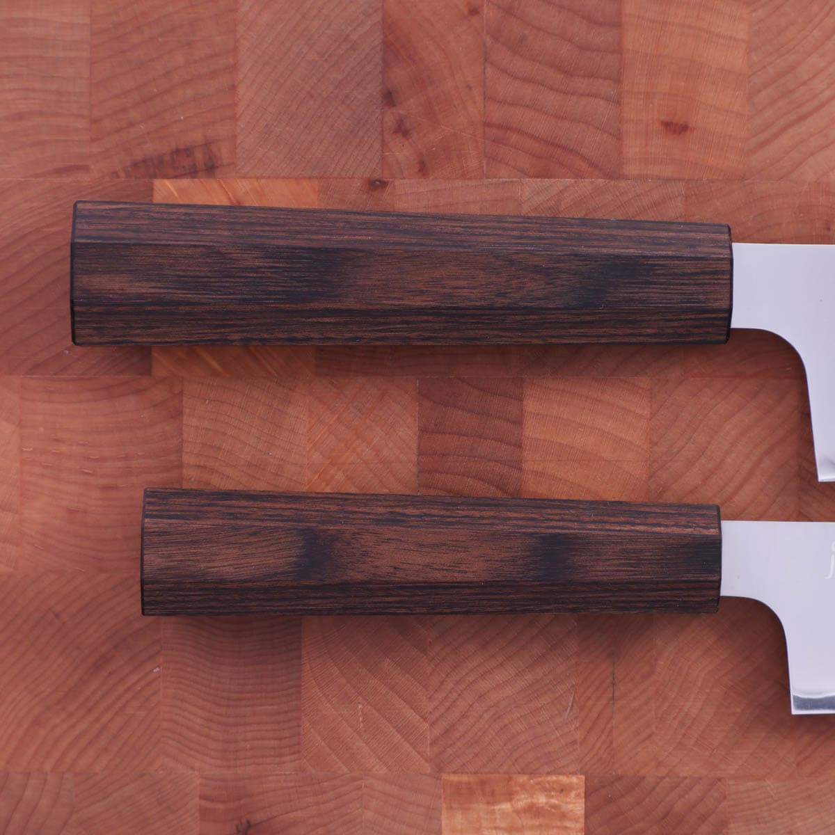 Knivsett 20cm Kokkekniv (Gyuoto) og 12.5cm Ko-santoku, Hana - Yaxell bilde 3