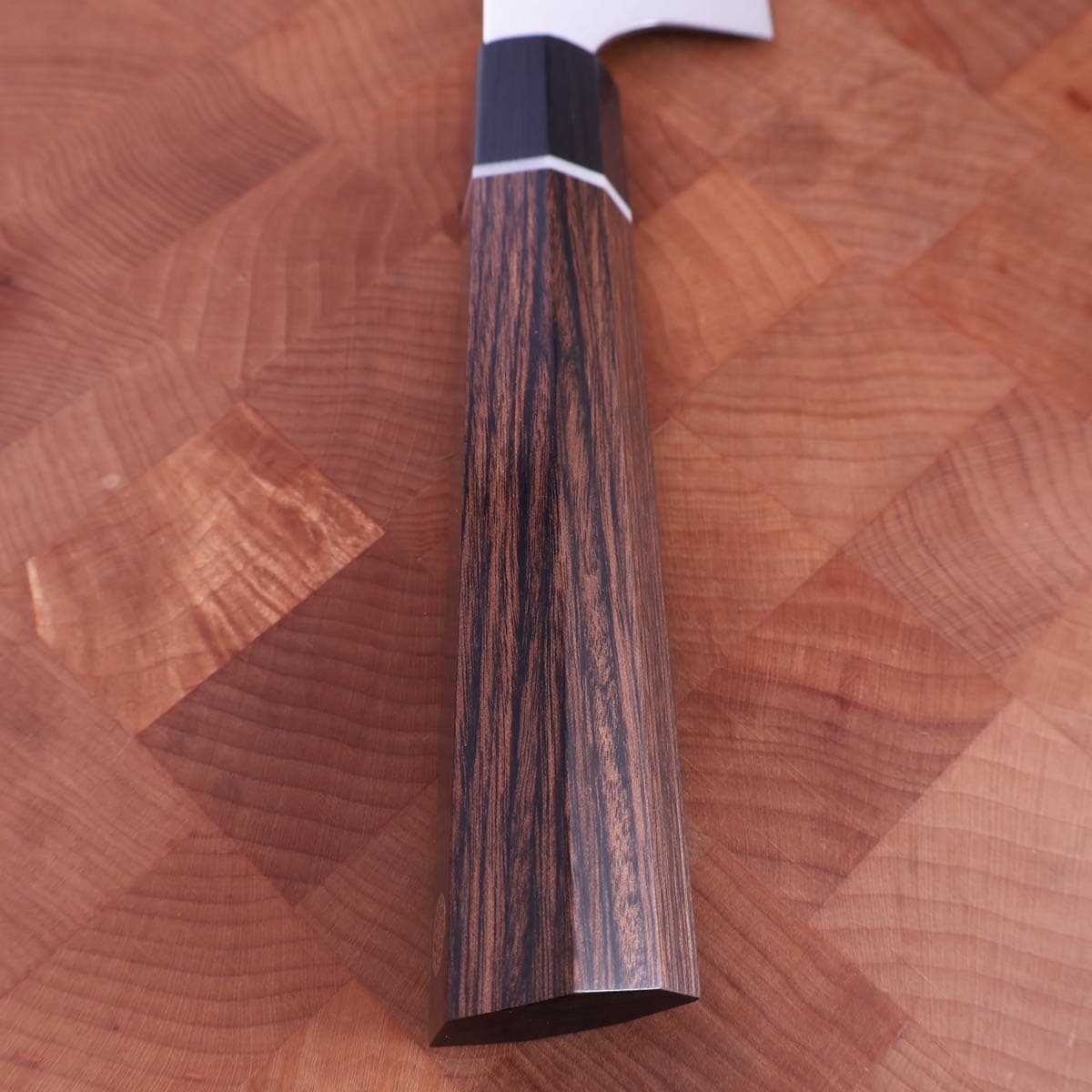 21cm Kiritsuke, ZUIUN, SG2, Inkl Saya - KANETSUGU bilde 4