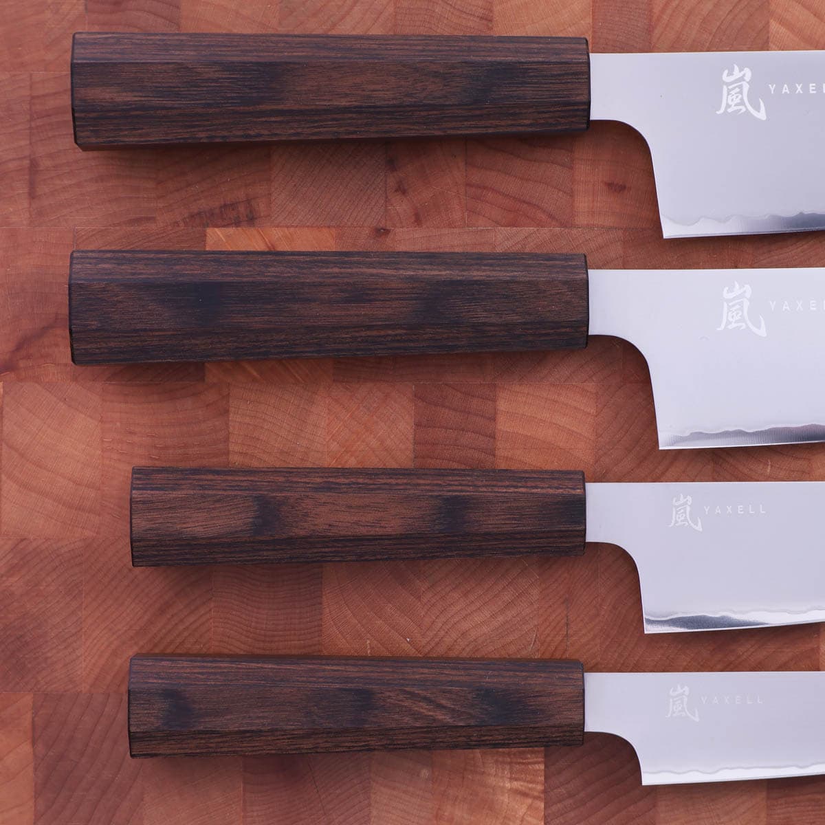 Knivsett 20cm Kokkekniv, 16,5cm Grønsakskniv (Santoku),  12,5cm Grønnsakskniv (Ko-santoku) og 12cm Universalkniv, Hana - Yaxell bilde 3