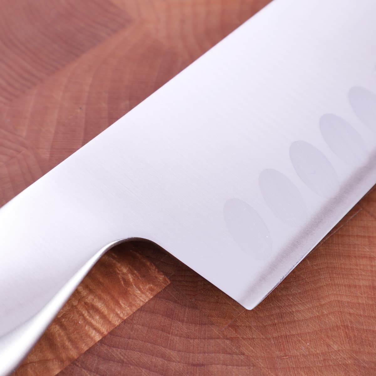 18cm Grønnsakskniv (santoku) m/dimpler - GLOBAL bilde 2
