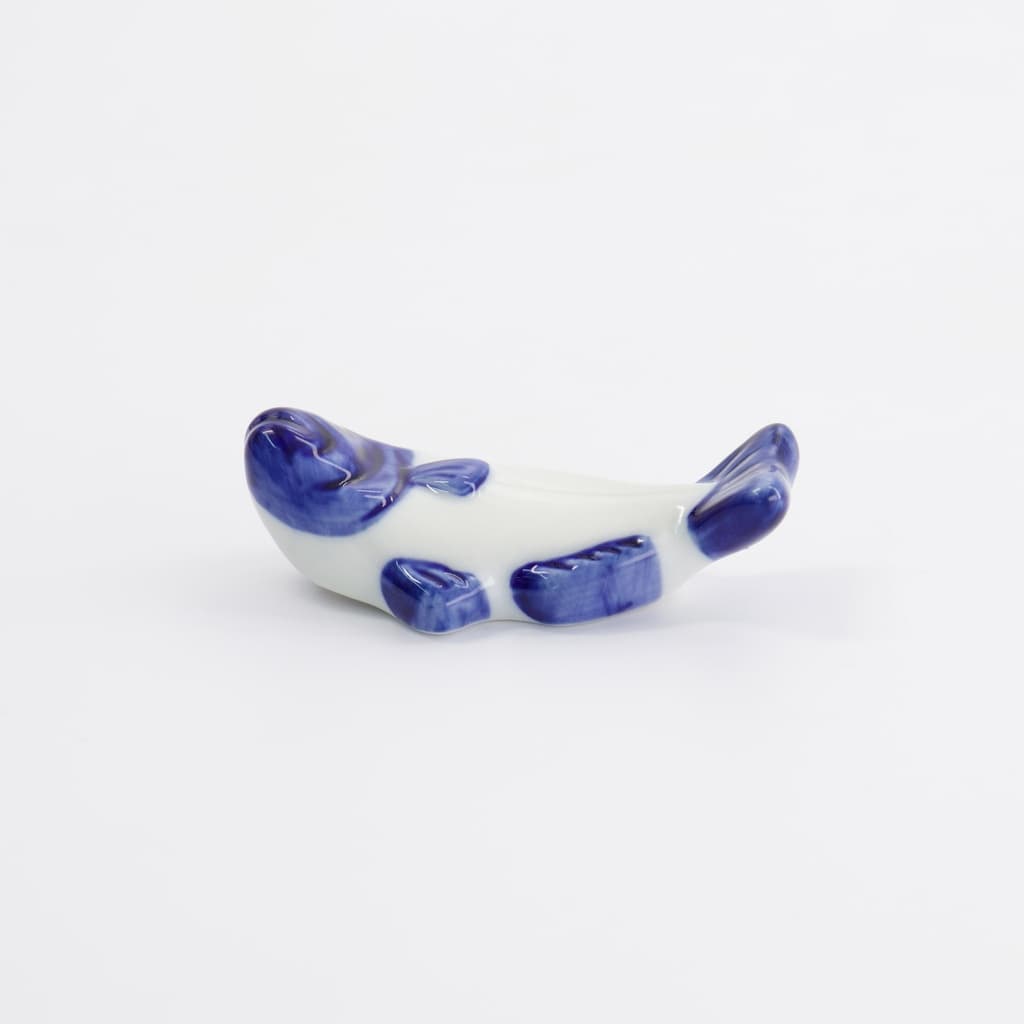 Spisepinneholder "Blue/white Fish" - Tokyo design studio bilde 3