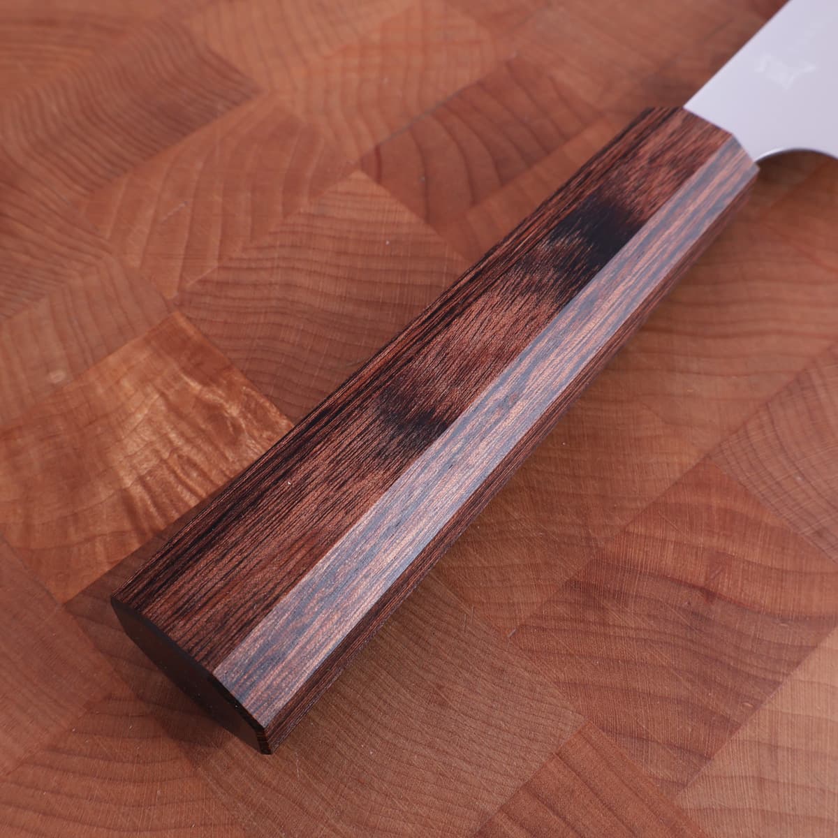 12cm Universalkniv, K-tip - YAXELL HANA bilde 3