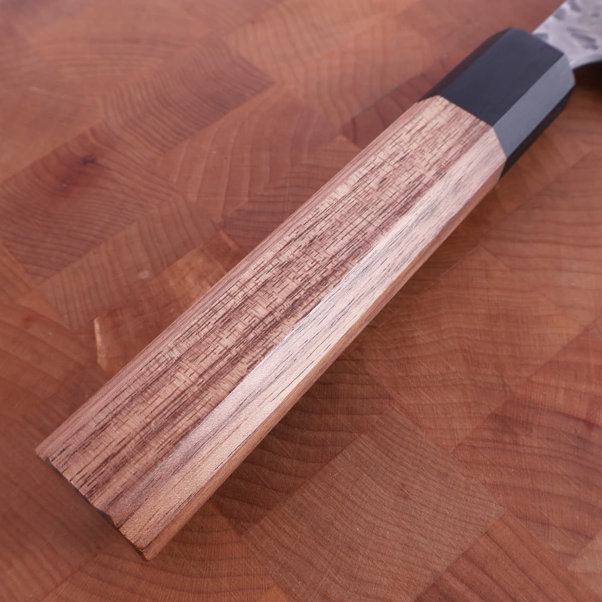 21cm Kokkekniv (Gyuto), Aogami clad tsuchime, valnøtt - TNK bilde 3