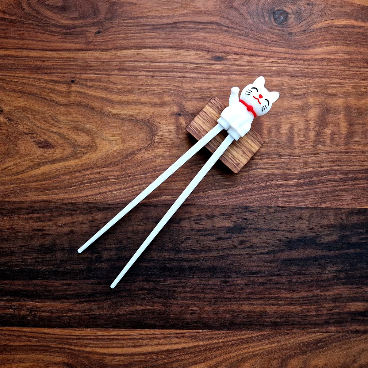 Spisepinner barn, "Lucky Cat" 22cm Hvit - Tokyo design studio