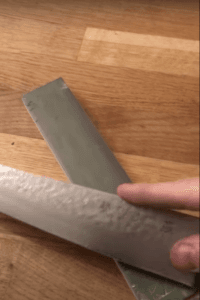 Stropping av kniver