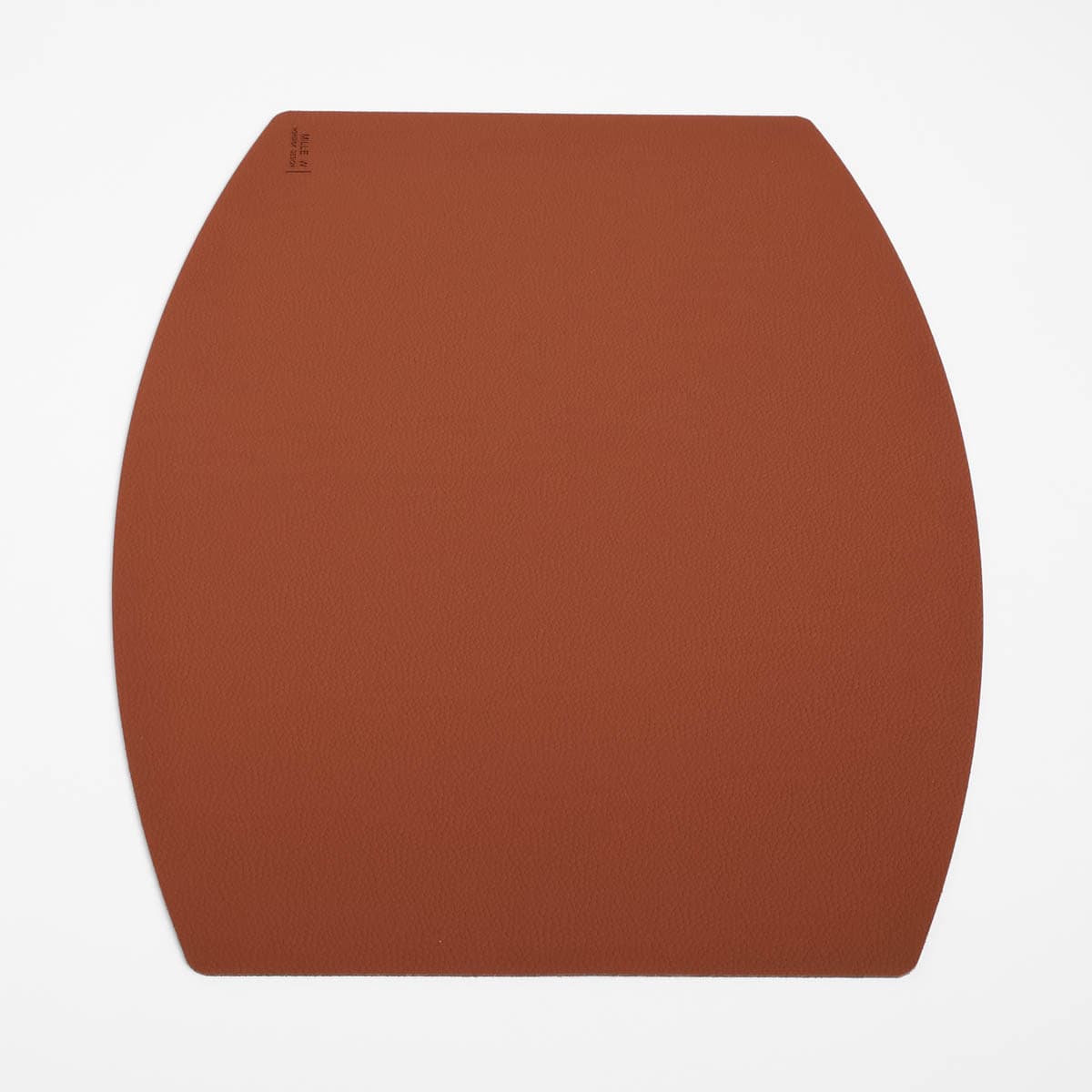 Bordmatte "Ellips", Resirkulert italiensk lær/skinn, Cognac (45x35cm) - MiLLE W
